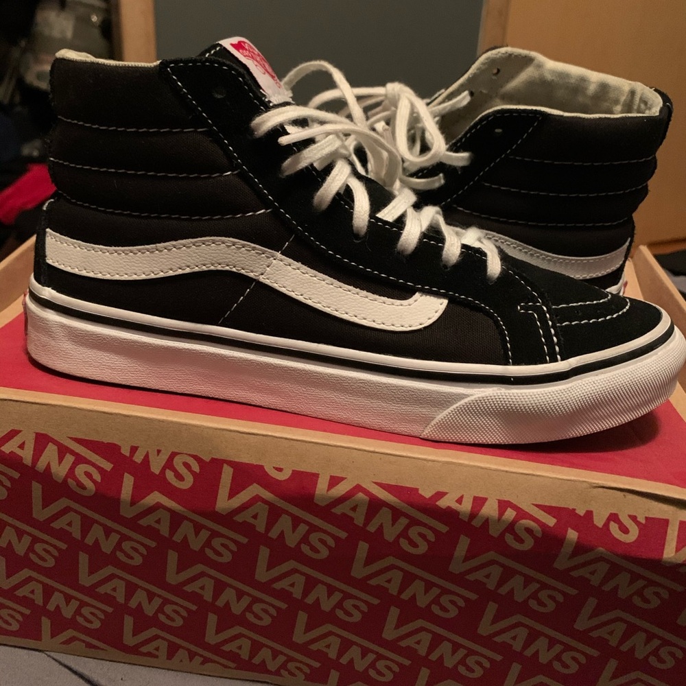 Black/white high top vans